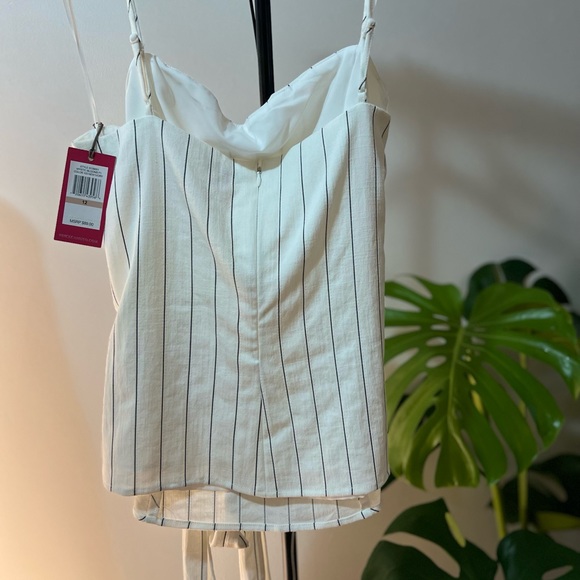 Vince Camuto White Striped Tank Top With Bow Tie, Zipper Back - Picture 2 of 5
